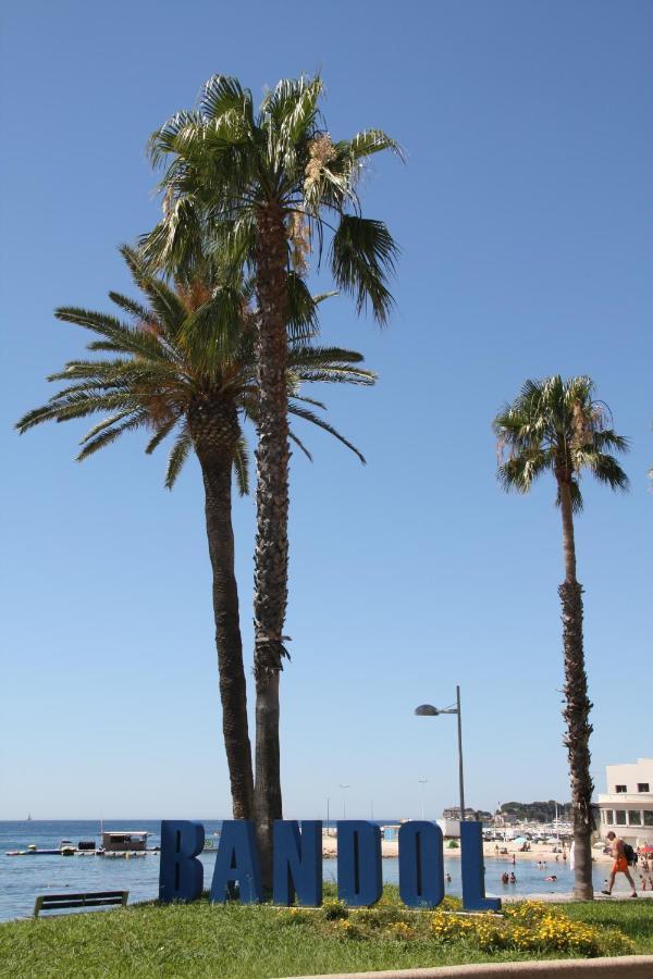 Studio Merbleuesoleil Classe 3 Etoiles 4 Pers Bord De Mer Bandol Luaran gambar