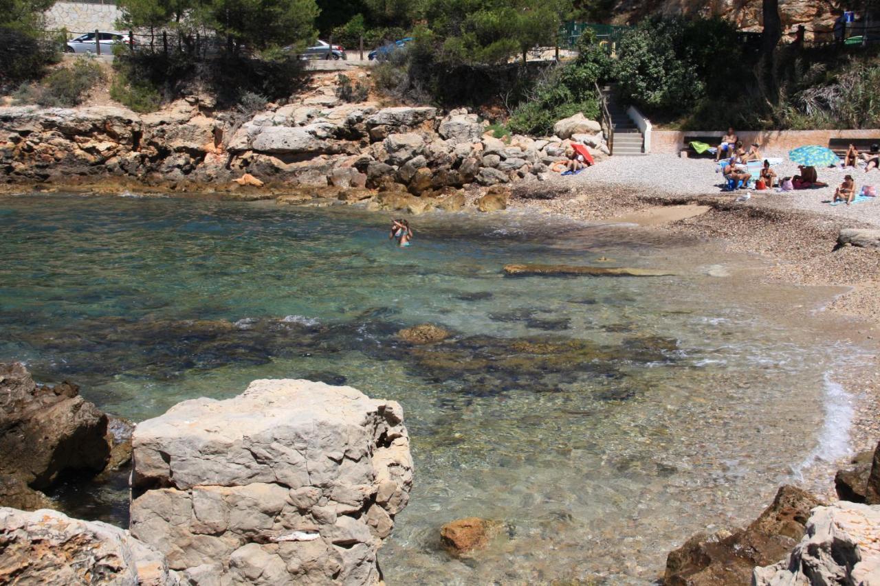 Studio Merbleuesoleil Classe 3 Etoiles 4 Pers Bord De Mer Bandol Luaran gambar
